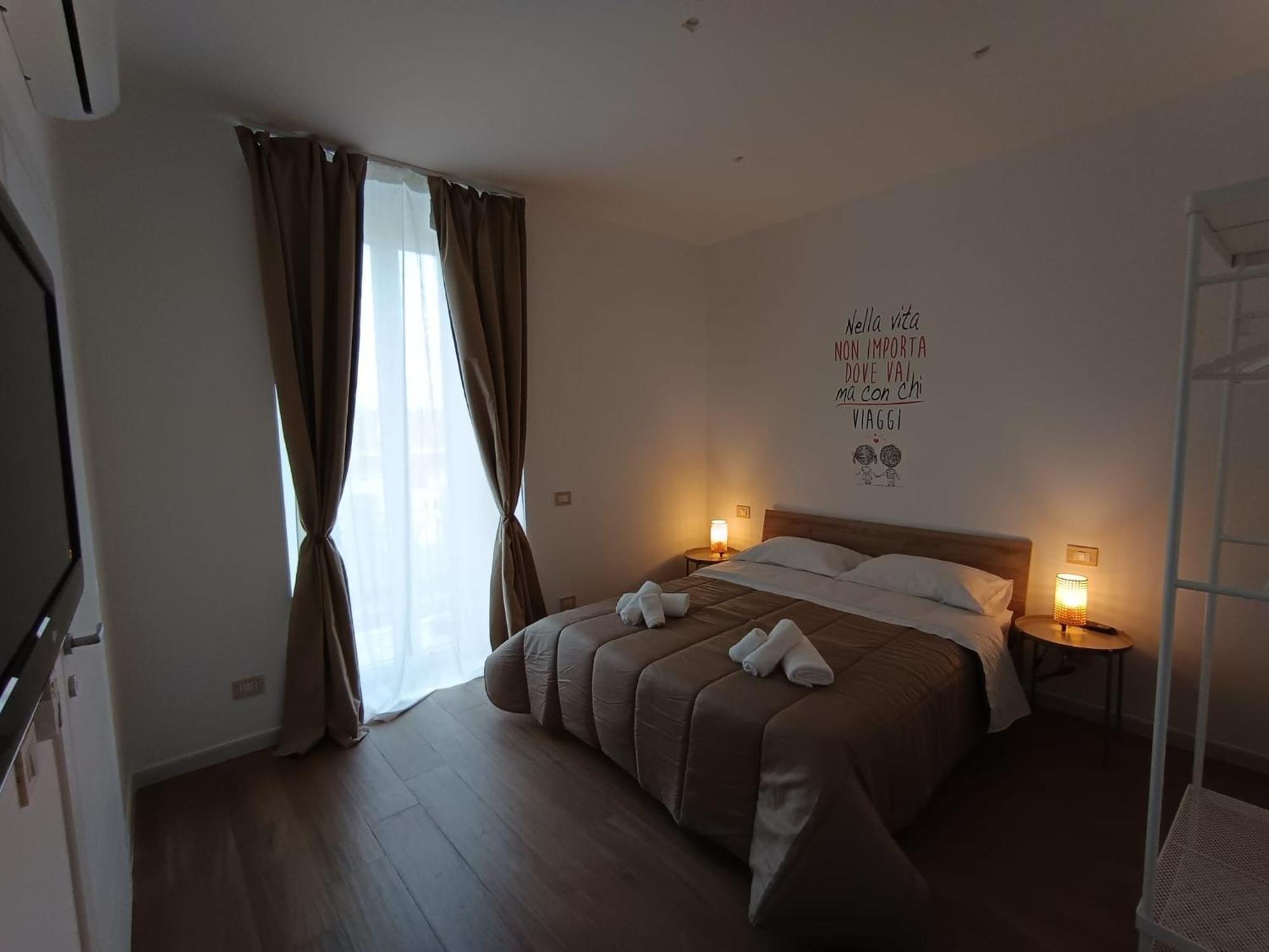 Ferienwohnung Dimora Crispi 70 Bari Exterior foto