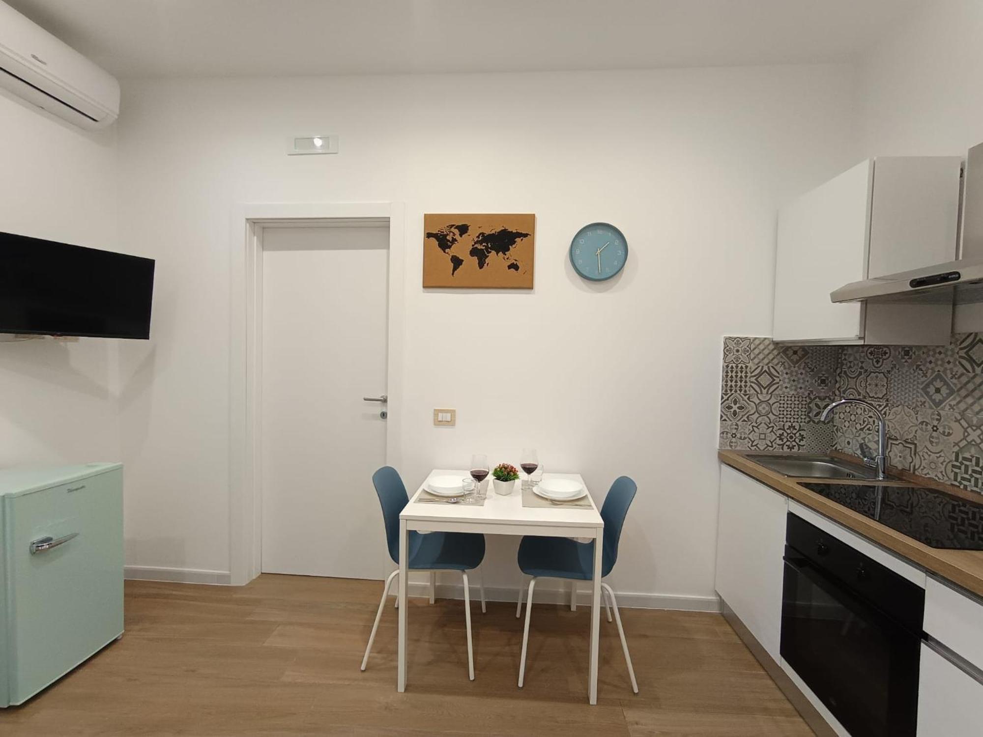 Ferienwohnung Dimora Crispi 70 Bari Exterior foto